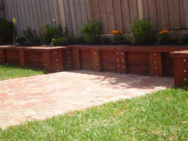 Timber Garden Edging Ideas